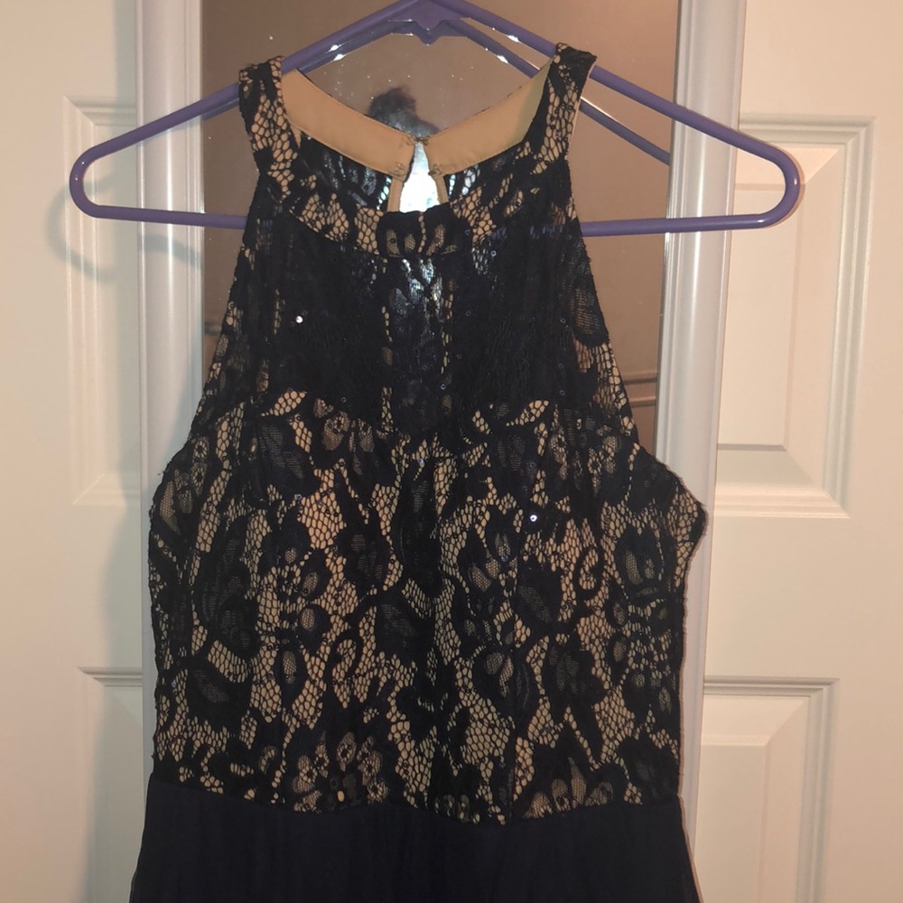 Dress - Picture 2 of 5